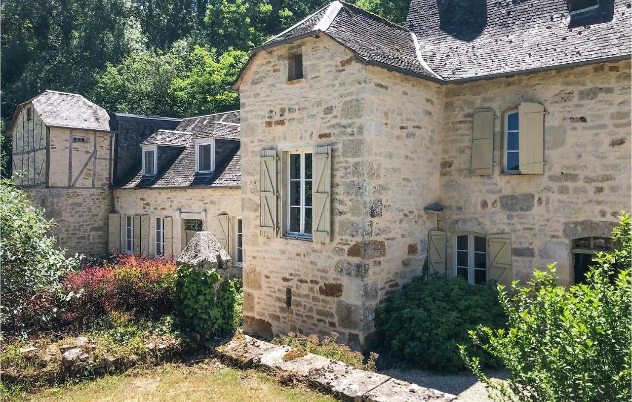 Lovely Home In Sarrazac With Kitchen Cressensac-Sarrazac Dom wakacyjny