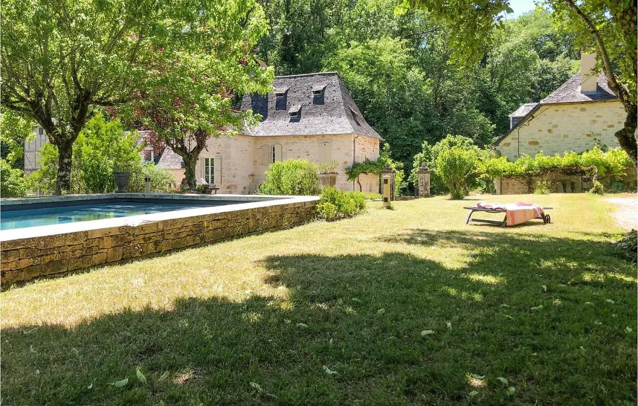 Lovely Home In Sarrazac With Kitchen Cressensac-Sarrazac Holiday home